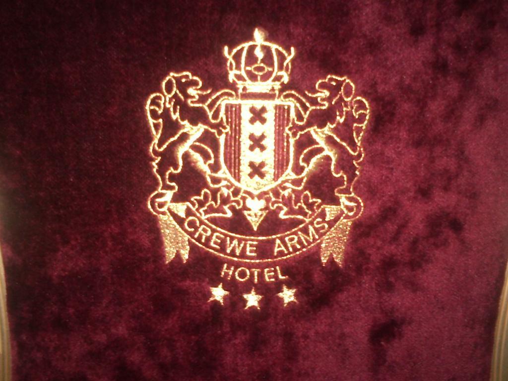 Crewe Arms Hotel Exteriör bild