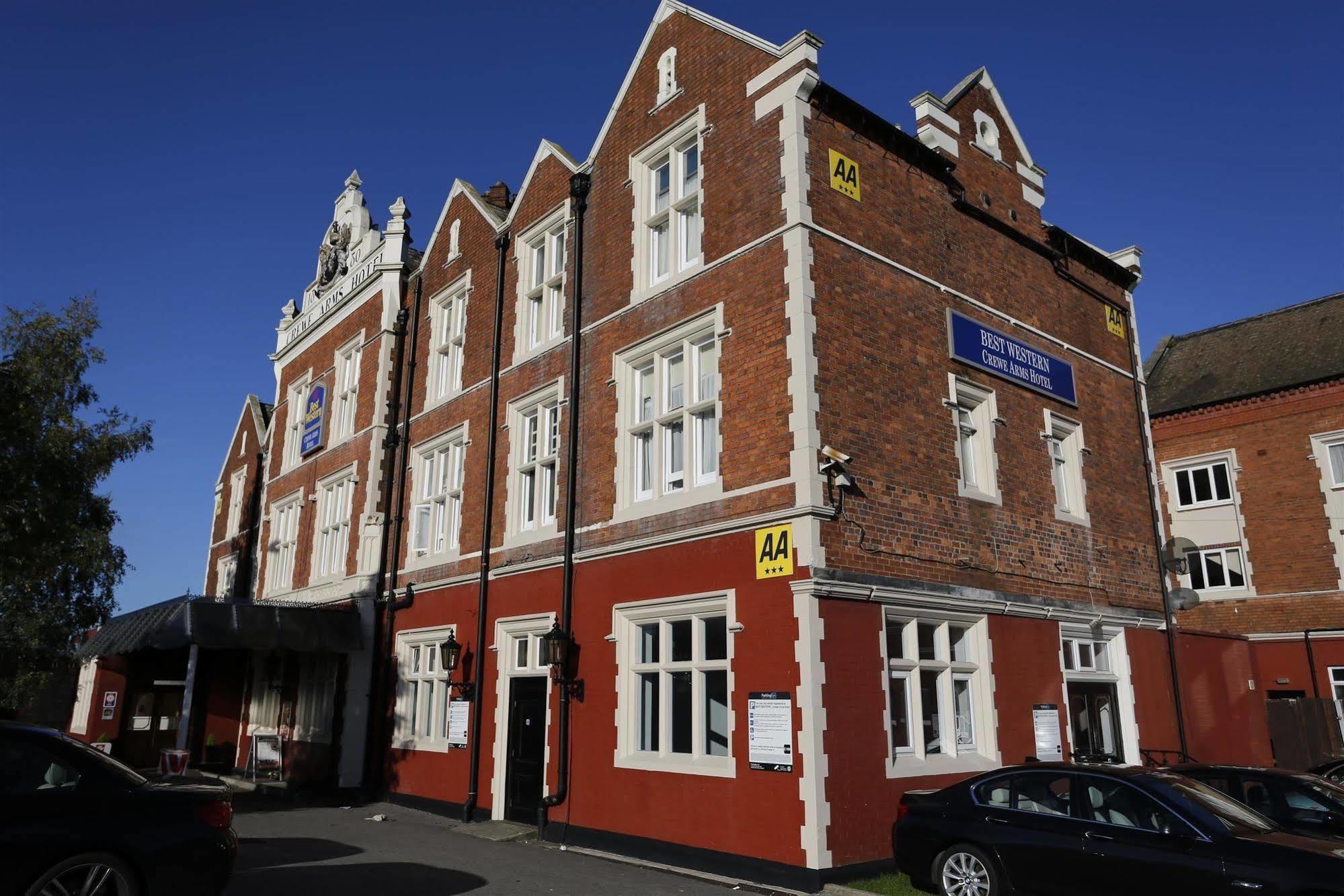 Crewe Arms Hotel Exteriör bild